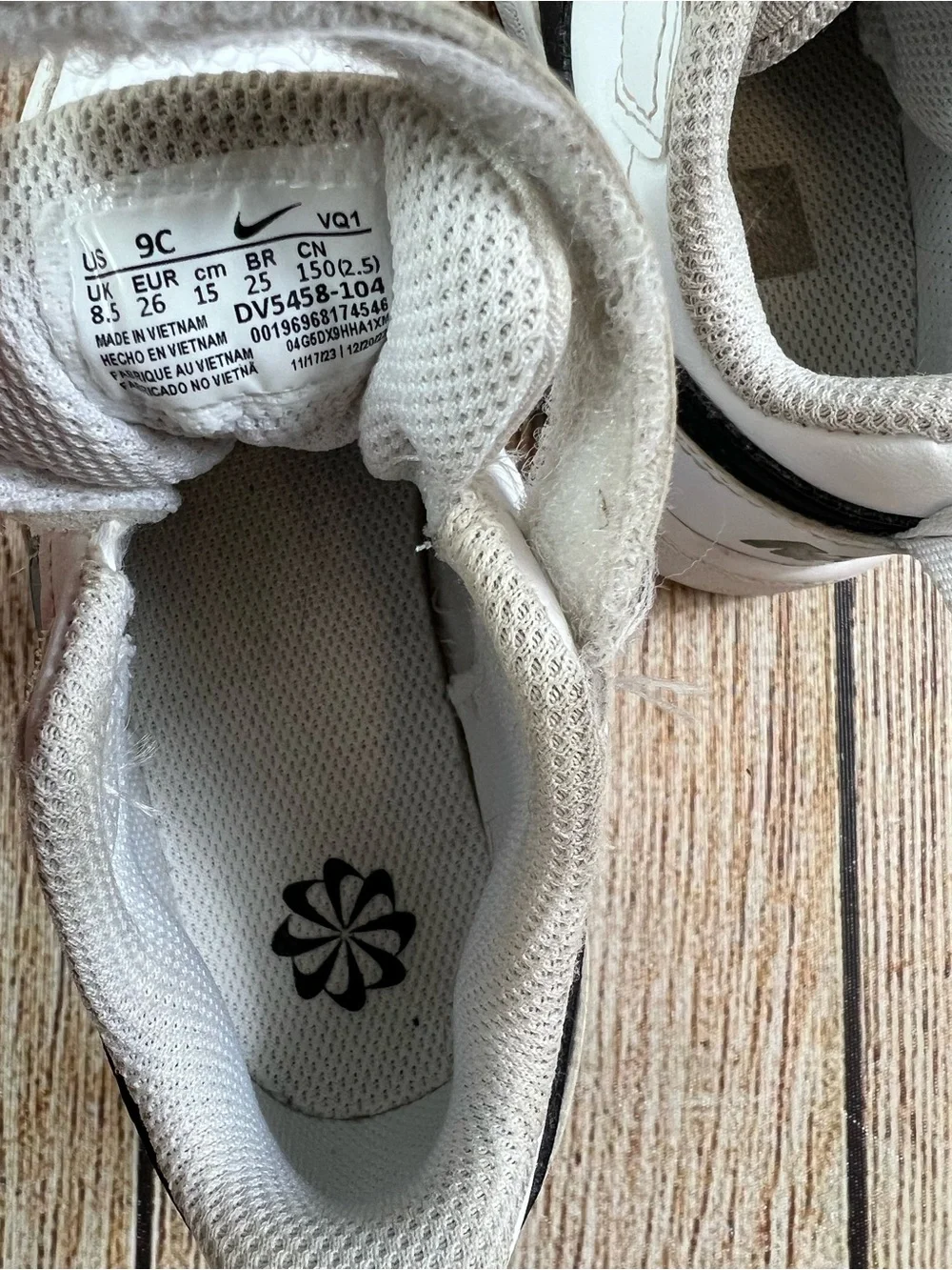 Nike Court Low Toddler White Black Size 9C Shoes DV5458-104